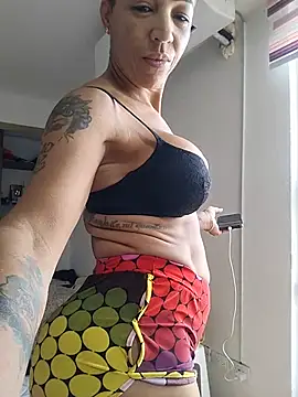 Alison_fitness Chat XXX in diretta