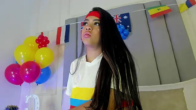 Chatroom XXX en direct de CannelaSmith