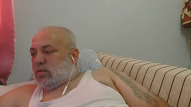 husoizmir Adlı Modelin Canlı XXX Sohbeti