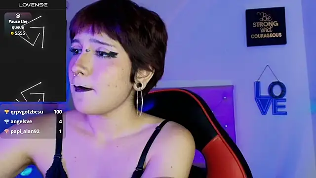 akiradoom Chat XXX in diretta