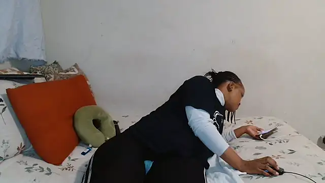 Babymomma98 live XXX chat
