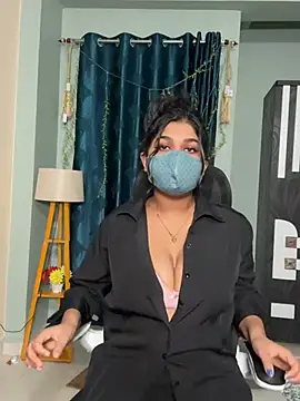 Chat +18 de Lisa_afreen ao vivo