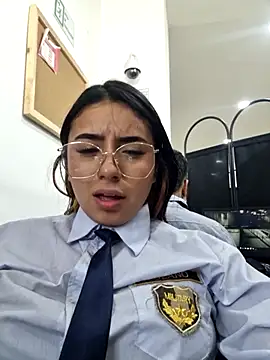 Angela__05 élő XXX-chatje