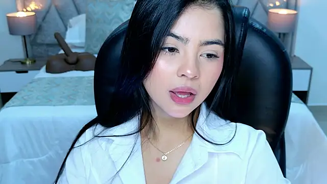Layla_Breezee Chat XXX live