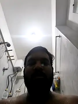 vinay_smalldick Adlı Modelin Canlı XXX Sohbeti