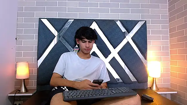 Živý XXX chat Kevin_Brooks1
