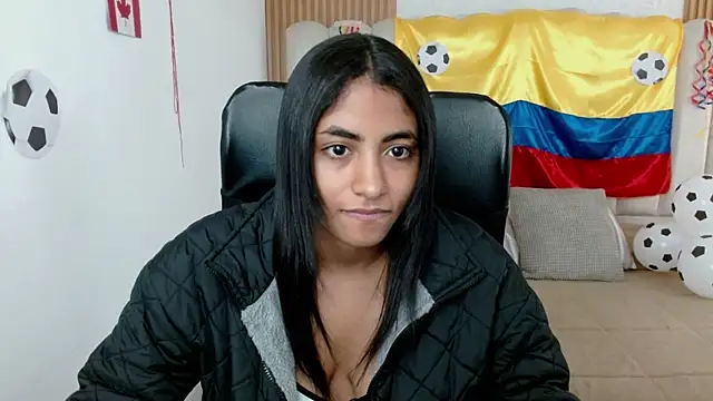 Онлайн чат XXX shaneelle