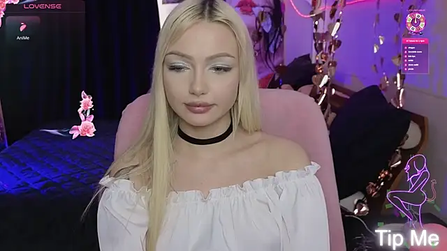 LinaLirian's Live XXX Chat