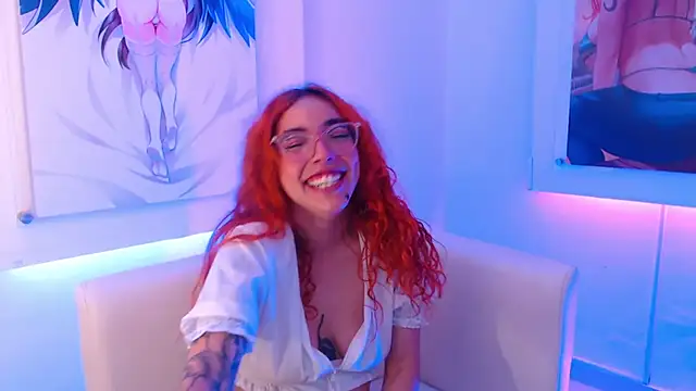 mere_in_redd's Live XXX Chat