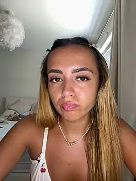 Chat +18 de Harrietbronzex ao vivo