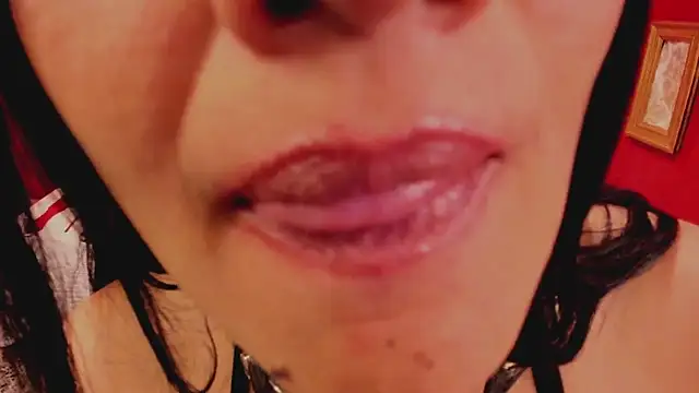 Anissa_Ali Adlı Modelin Canlı XXX Sohbeti