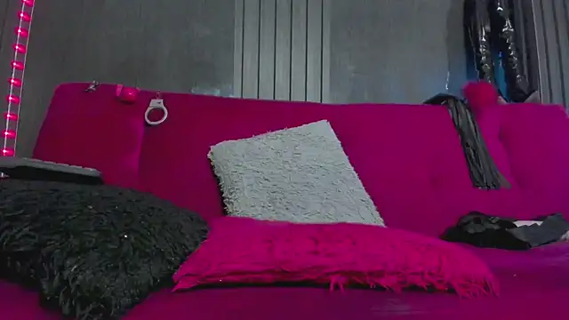 XXX chat uživo modela nayan_fire_