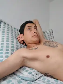 Tiger_cryad Chat XXX in diretta