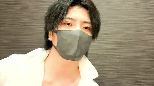 CHROME-kun925のライブXXXチャット