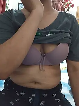 Tanha18 Live XXX-Chat