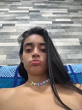 Онлайн чат XXX leilani_X