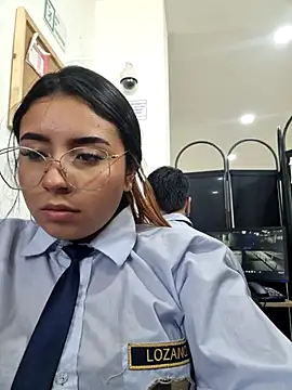 Angela__05 Live XXX Chat