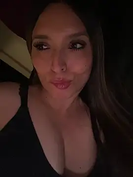 texass28 XXX чат на живо