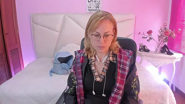 צ'אט XXX בשידור חי של SammySanders