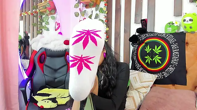 Chat XXX ao vivo de MeowMota_