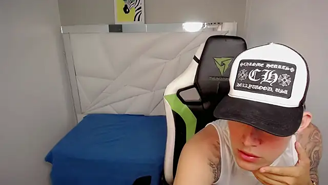 Delaware_ – Naživo XXX chat