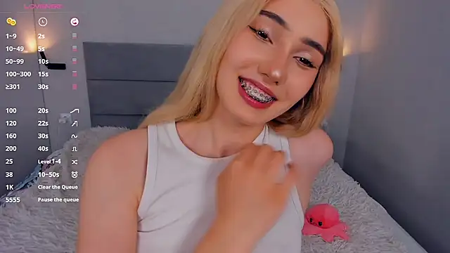 Barbiebloom Adlı Modelin Canlı XXX Sohbeti