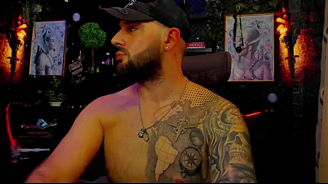 LexHardy élő XXX-chatje