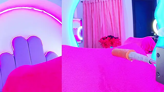 NathaxaLeans' Live XXX Chat