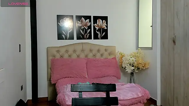 abigail_f00x Adlı Modelin Canlı XXX Sohbeti