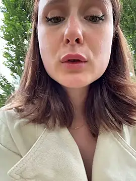 Czat XXX na żywo – Dina_Tease
