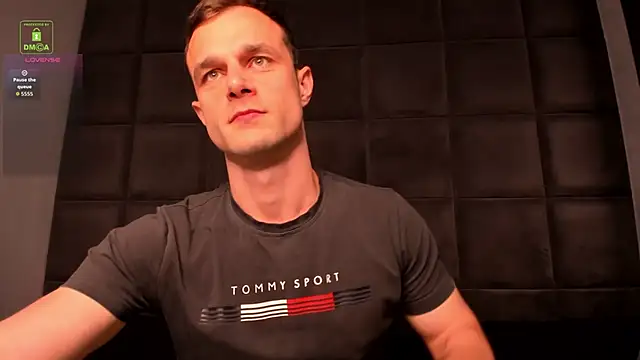 BrandonNorris Adlı Modelin Canlı XXX Sohbeti