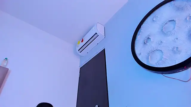 mike_257 Chat XXX live