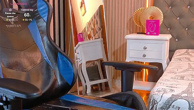 Chatroom XXX en direct de Simon_Rz