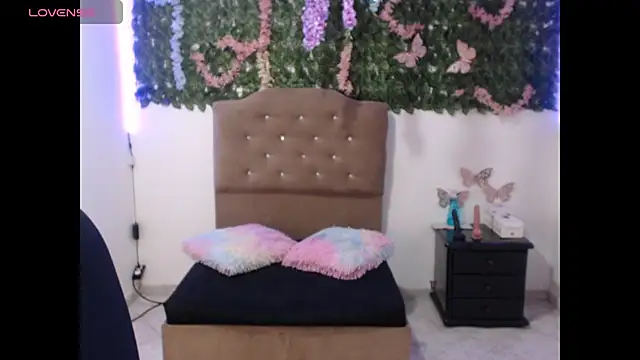 Sembang XXX Secara Langsung adara_cute_69
