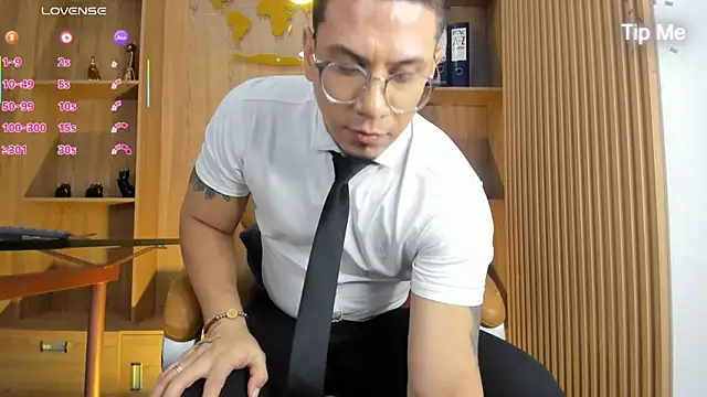 JoshMillerr_ live XXX chat