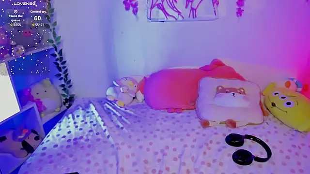 cat_kitty18_'s Live XXX Chat