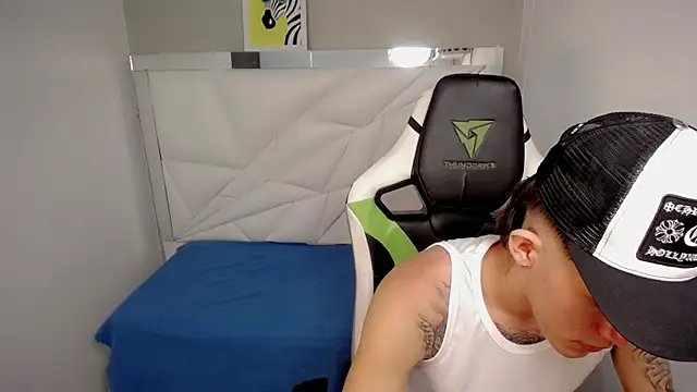 Delaware_ – Naživo XXX chat