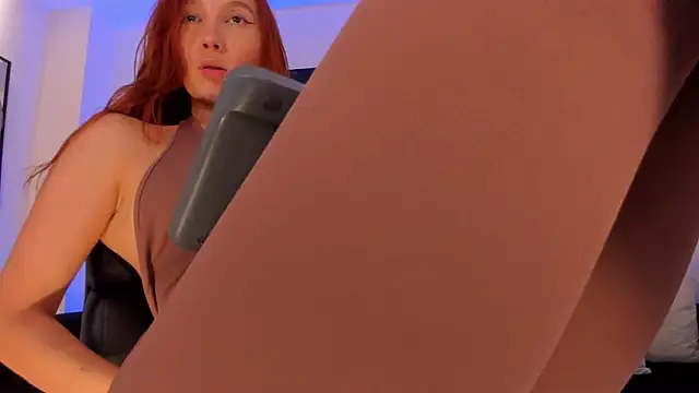 MiaFarrell_ Live XXX Chat