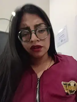 SOFI__10 Live XXX-chat
