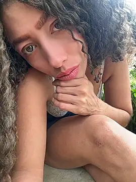 Chat XXX Live roxyrougee
