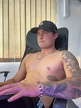 Alexander_ferren Live XXX chat