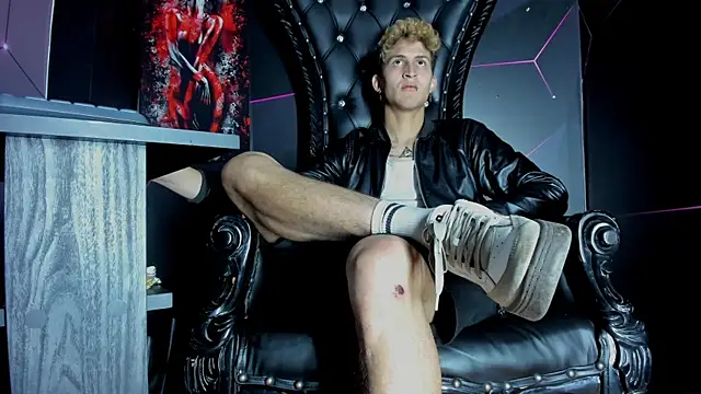 Axel_Romanov's Live XXX Chat