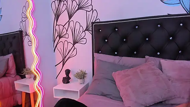 Czat XXX na żywo – Sweet_Ariadna_