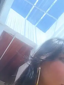 Chat XXX en directo de LauraAristizabal