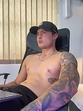Show modela Alexander_ferre na web-kameri