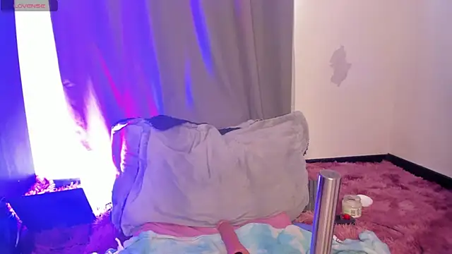 rouse_lili Chat XXX in diretta