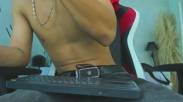 Chat +18 de DylanRoyce_ ao vivo