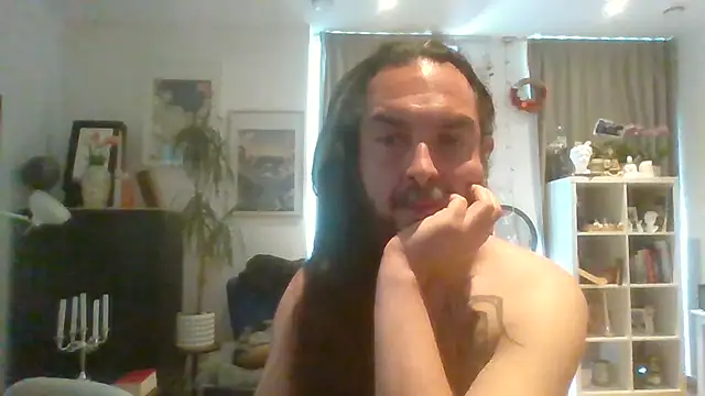 ulysses85 Show in webcam