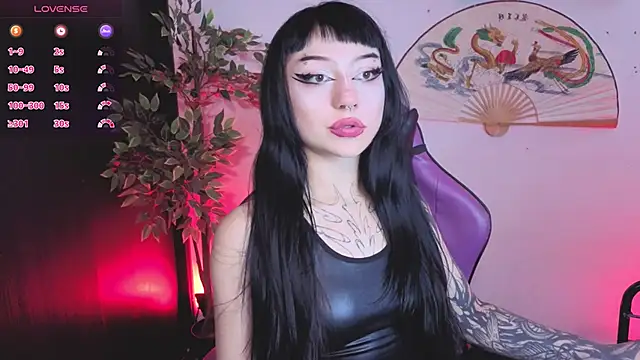 catipetite Adlı Modelin Canlı XXX Sohbeti