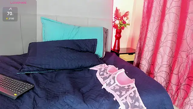 lisa_yui Chat XXX in diretta